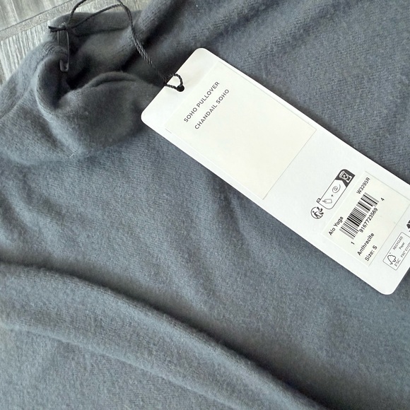 ALO Soho Pullover in Anthracite - Picture 6 of 7